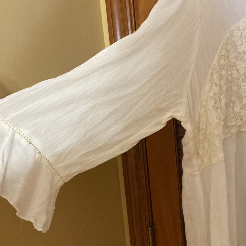 Flowy Boho Top - Picture 4 of 7